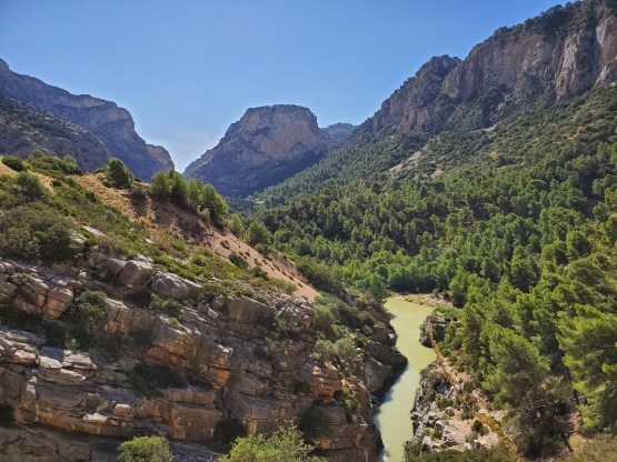 Caminito end river view