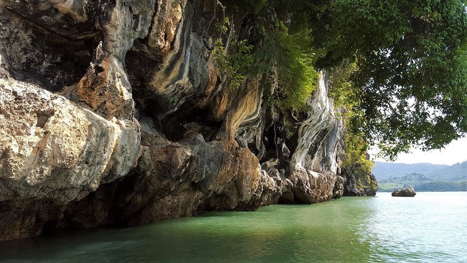 Kayaking scenery resized
